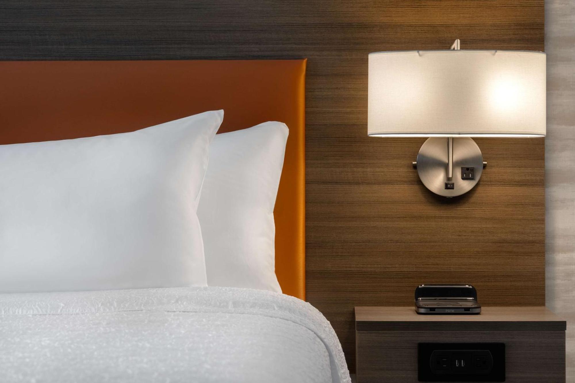 Home2 Suites By Hilton Bristol Esterno foto