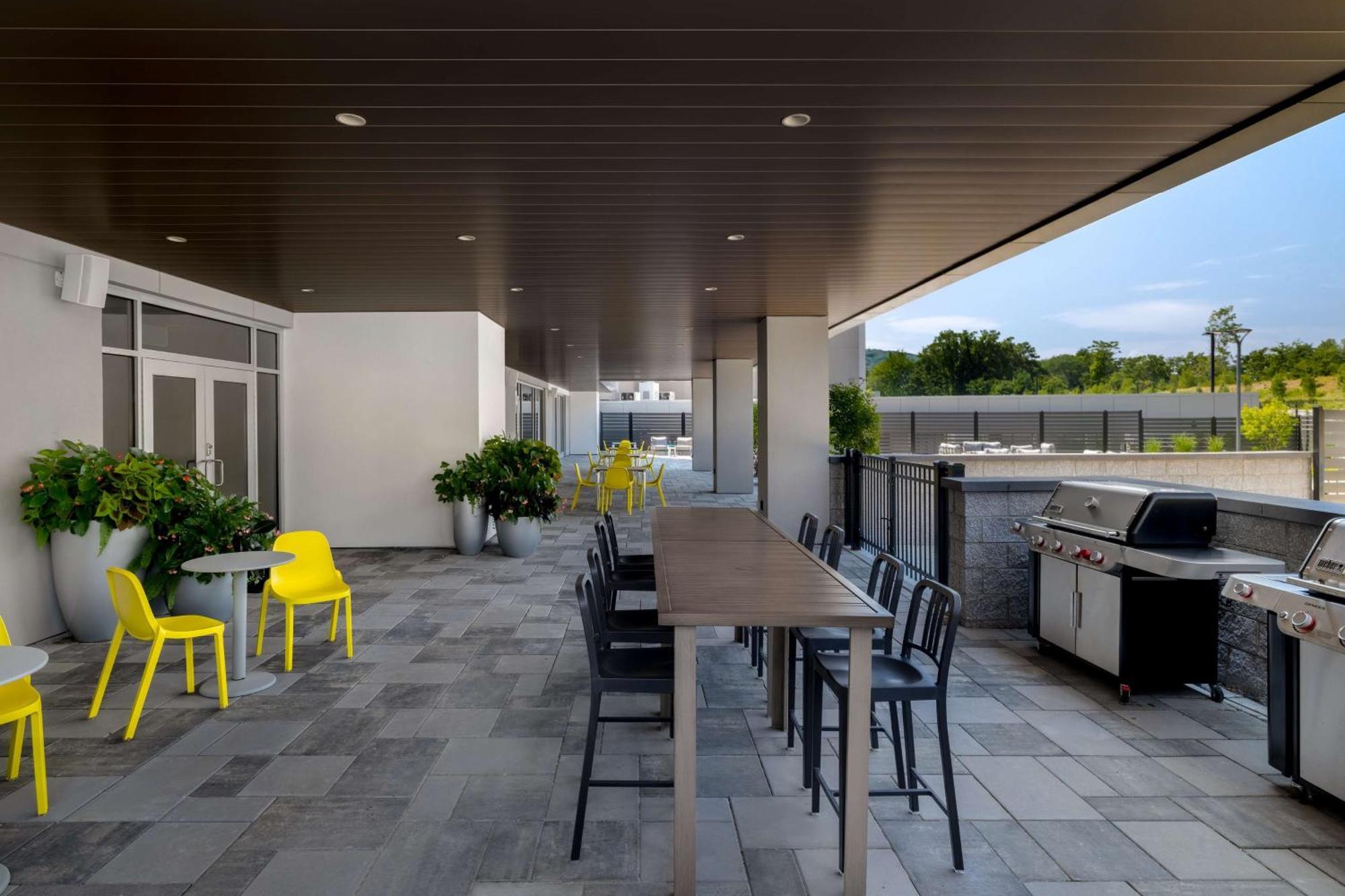 Home2 Suites By Hilton Bristol Esterno foto